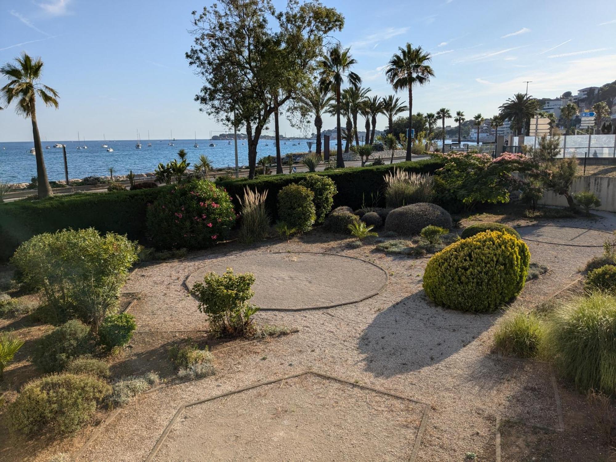 "Le Palmier Dore", Cosy T3 A 3 Minutes A Pied Des Plages, Parking Et Clim Sanary-sur-Mer Dış mekan fotoğraf